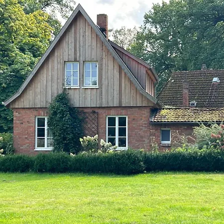 Stilvolles Im Historischen Backhaus Helvesiek